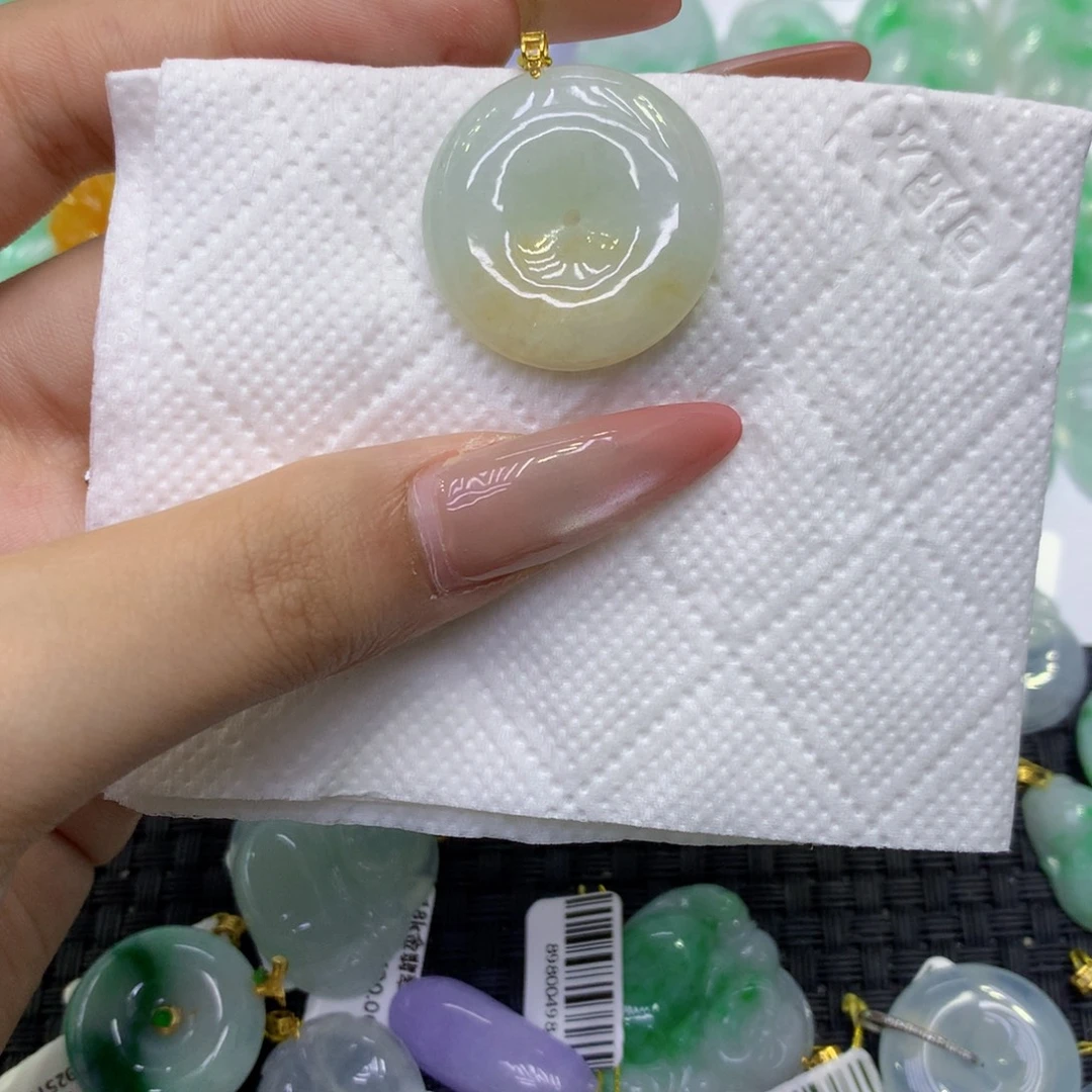 翡翠18K金镶嵌颈饰111111111