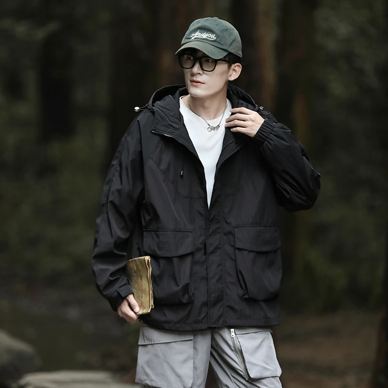 户外休闲连帽宽松情侣潮流夹克冲锋外套8311大码