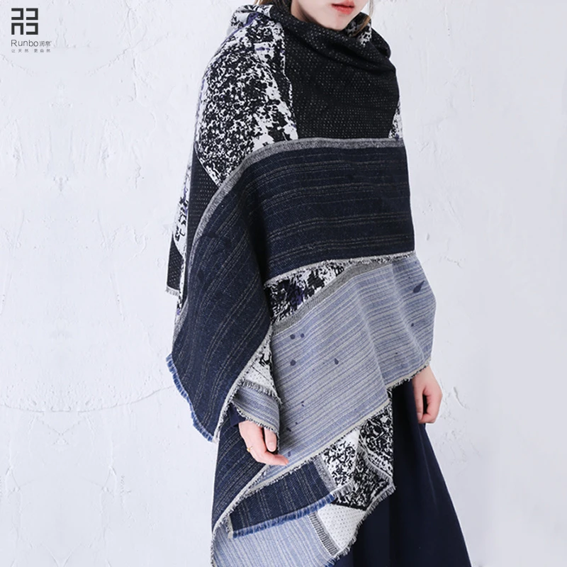 手绘黑白印花披肩 春秋冬季围巾女森系披风多用途