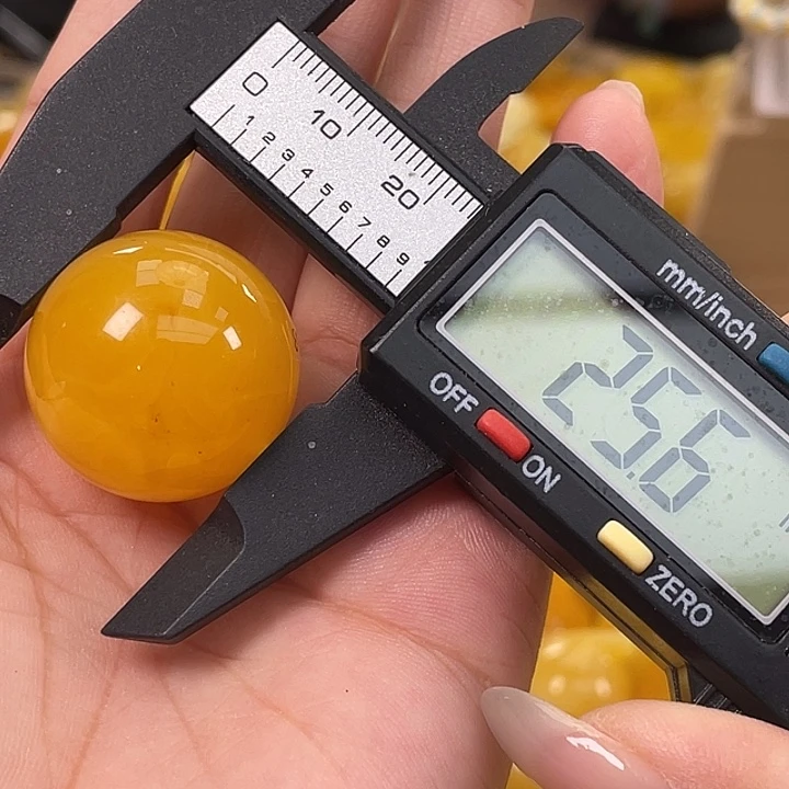 琥珀未镶嵌珠宝奇石微瑕h2o