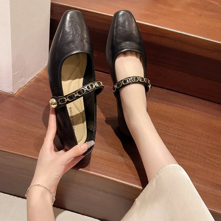 （多多鞋服1966）复古低跟软底玛丽珍女25款配裙子小方头温柔风单鞋