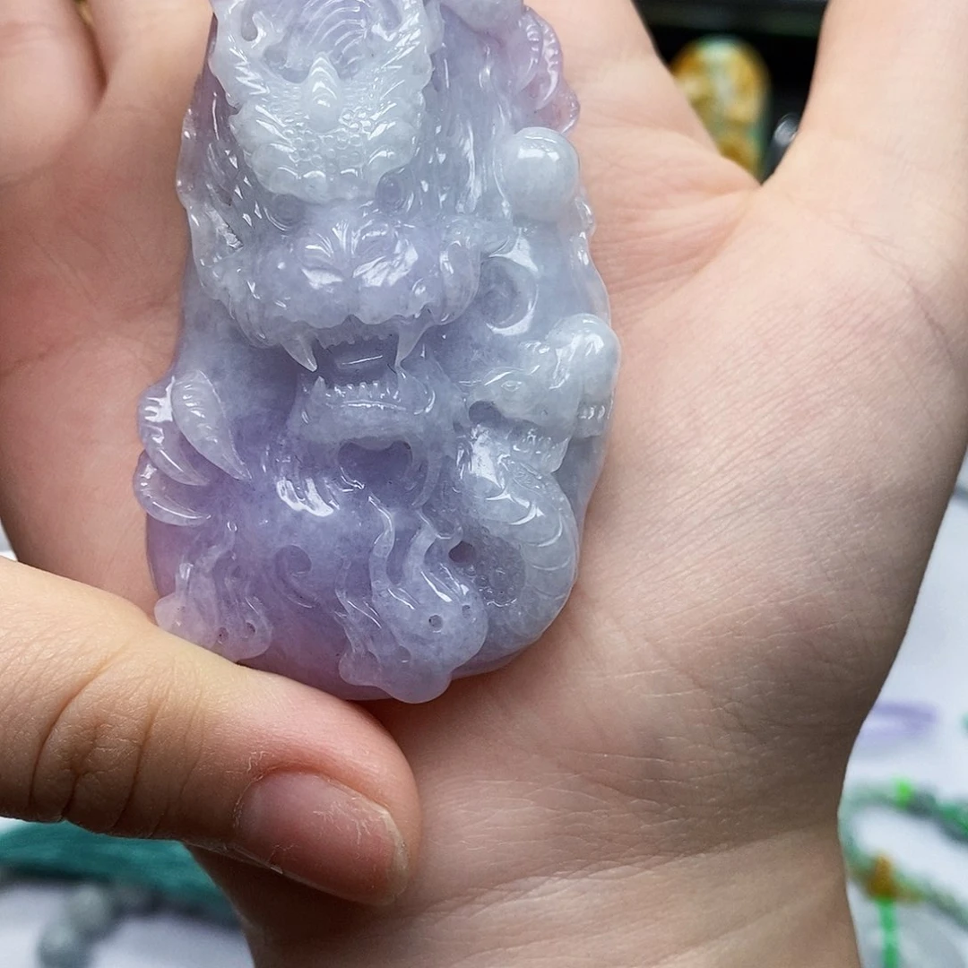 颈饰未镶嵌翡翠种**户翡翠A货