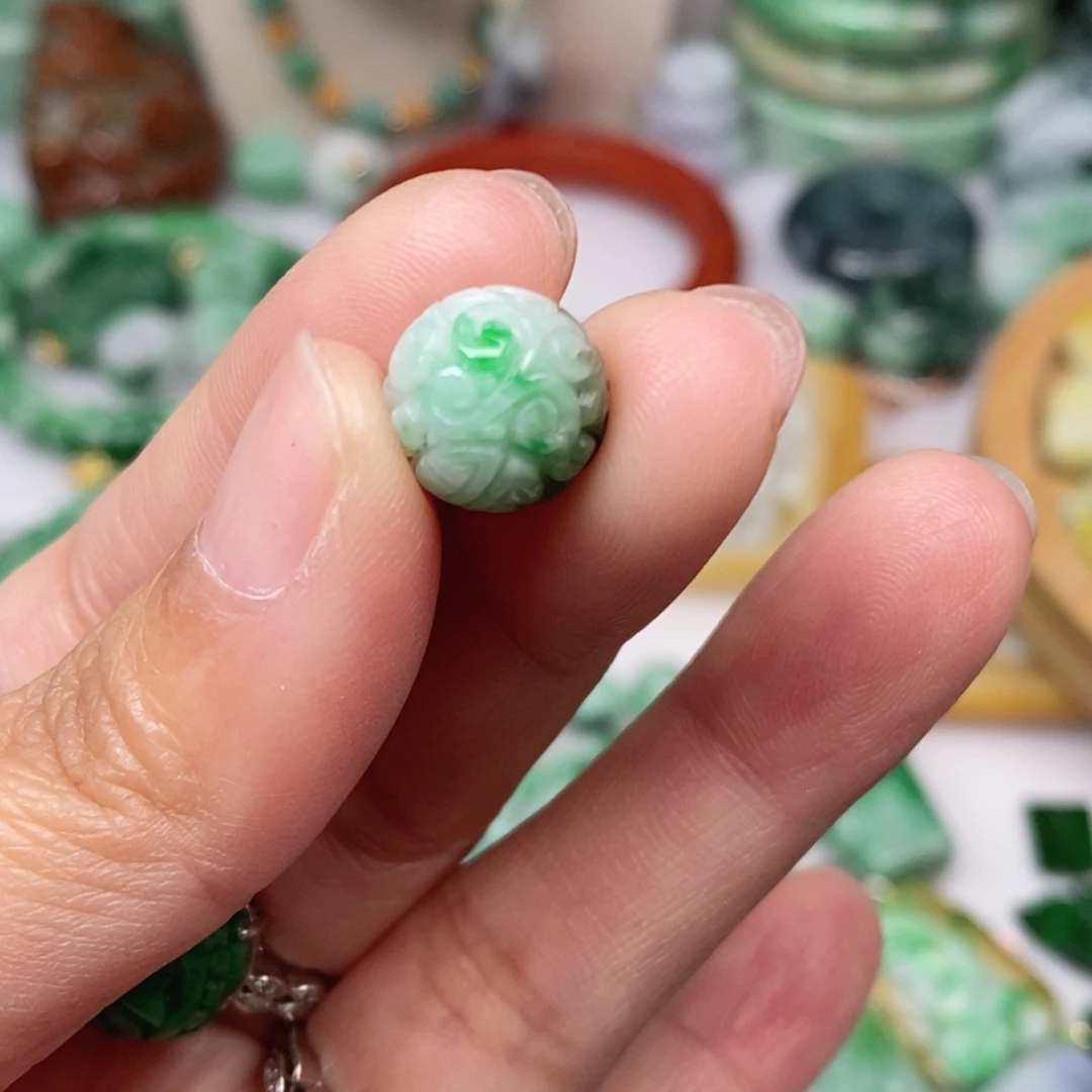 用***6翡翠未镶嵌吊坠(不含链)