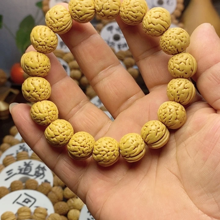 【闪购商品】1****1桃核雕刻手串手链