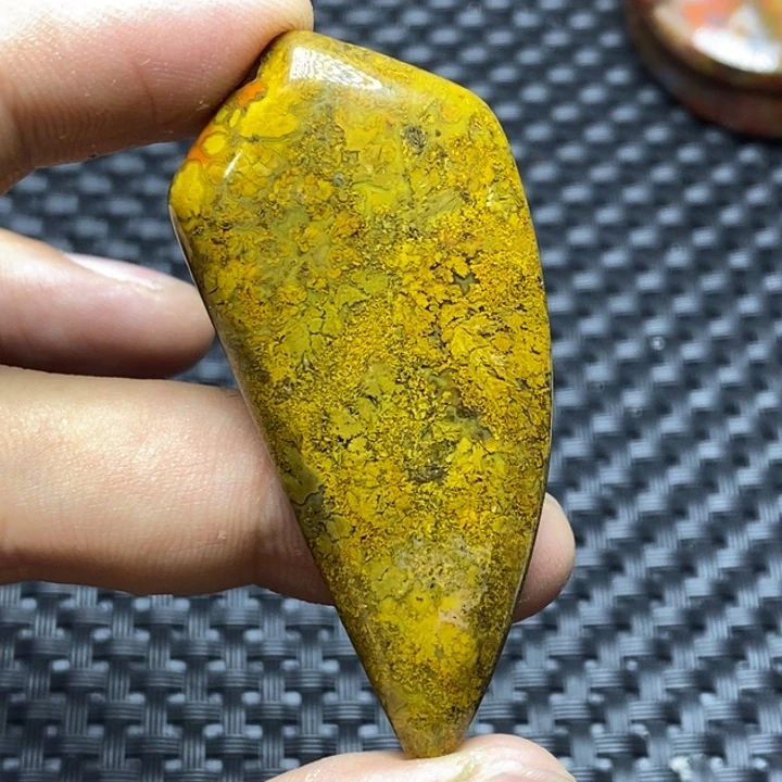 玛瑙/玉髓颈饰未镶嵌野**光