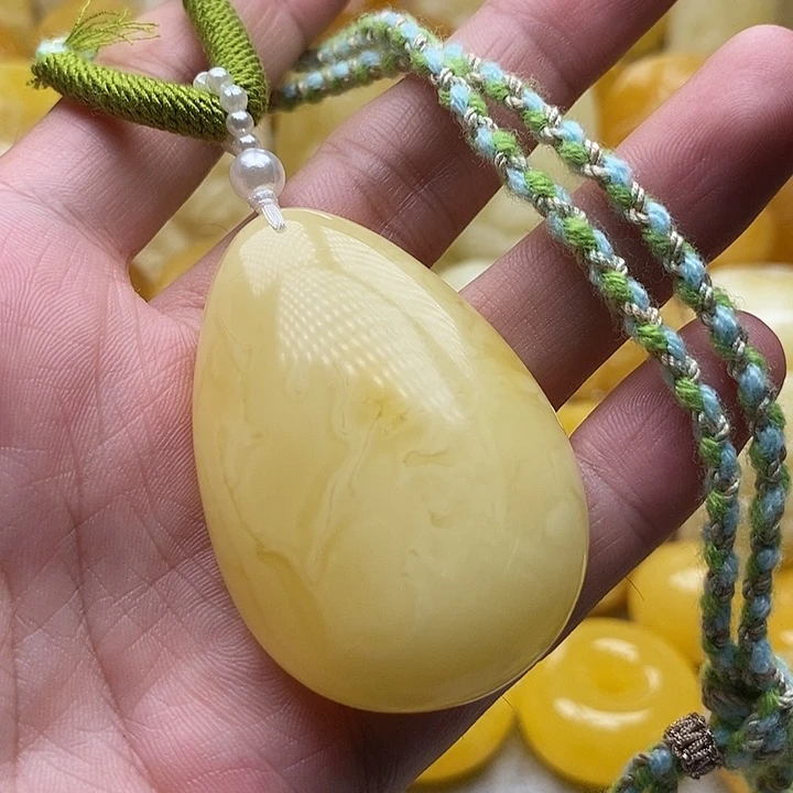 琥珀颈饰未镶嵌琥珀蜜蜡吊坠