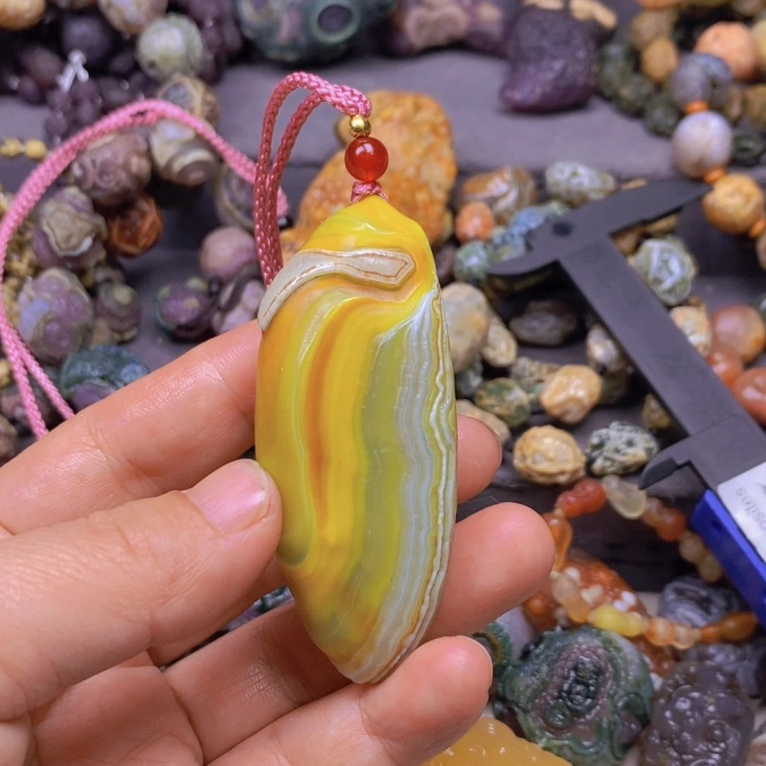 合金颈饰玛瑙/玉髓