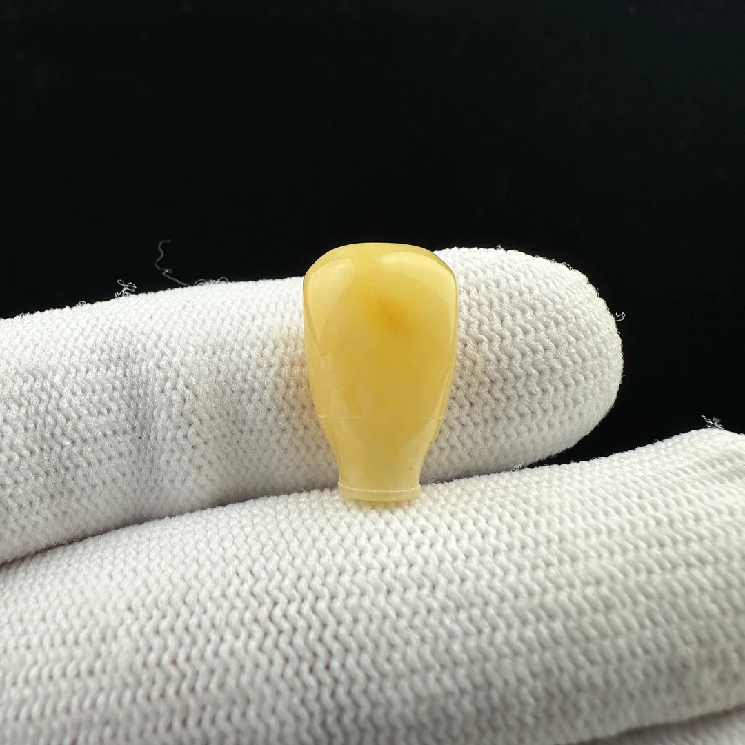 B3690天然蜜蜡瑕疵特价 三通10.7mm 支持复检 假一罚四