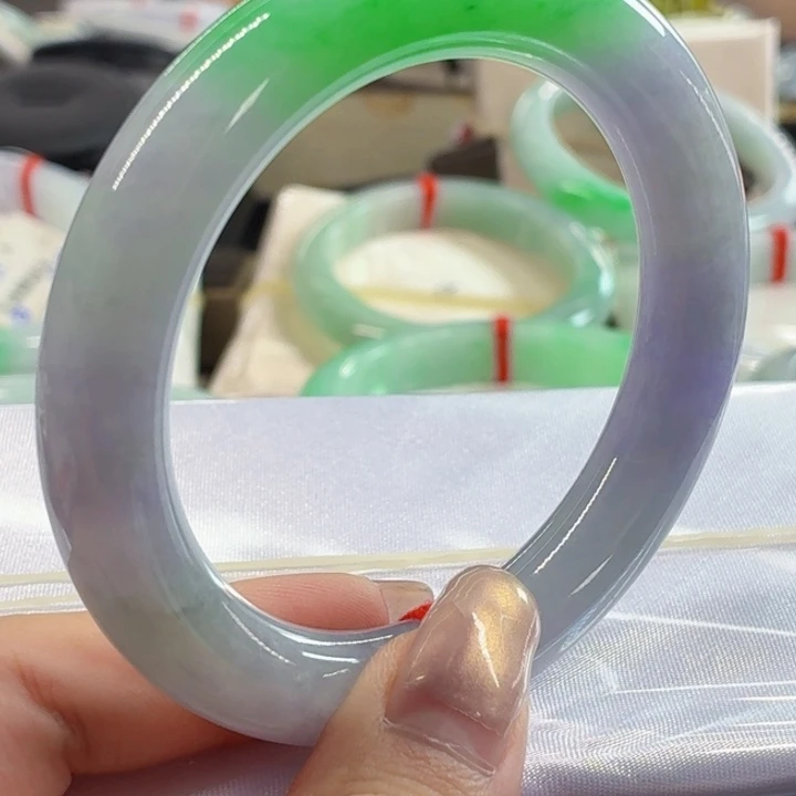 翡翠未镶嵌手镯55.6圈口