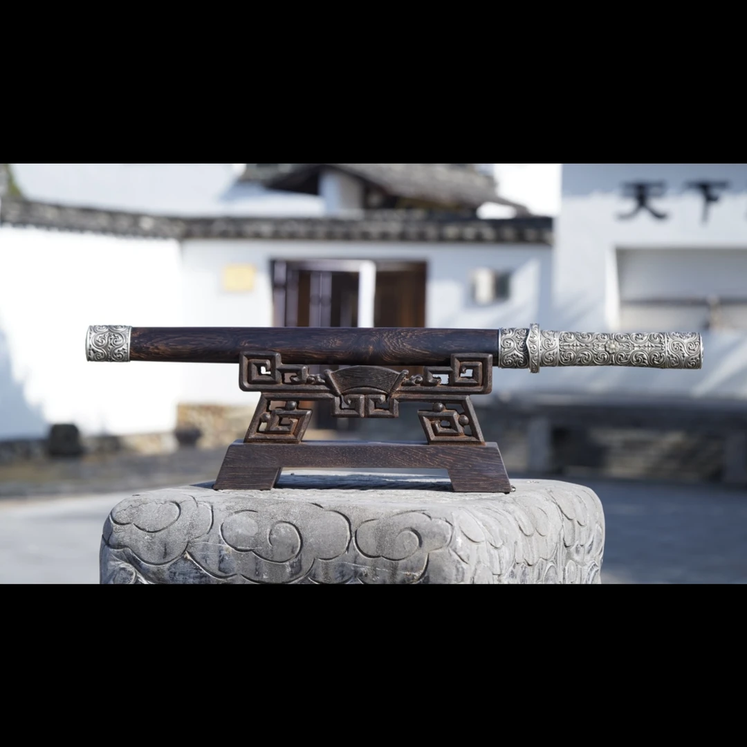 龙泉宝剑厂【芸芷】自炼钢黑檀木白铜张叶胜大师送礼佳品未开刃