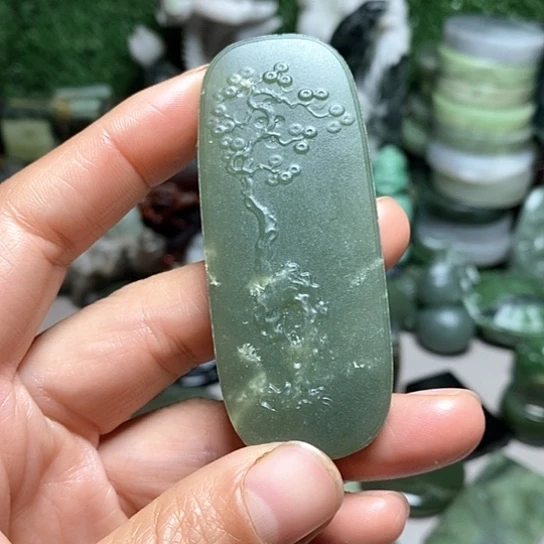 未镶嵌和田玉（糖玉）珠宝半成品