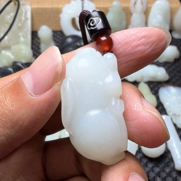 和田玉未镶嵌挂件