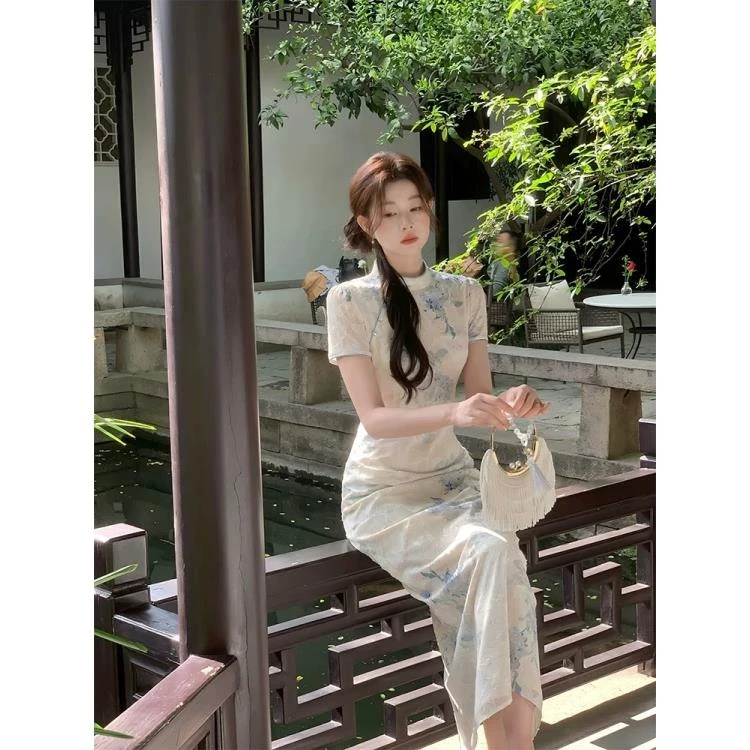 新中式国风温婉气质剪花旗袍连衣裙显瘦中长款夏季裙子