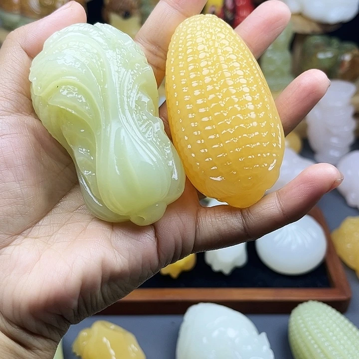 石材龍**海玉石雕刻品