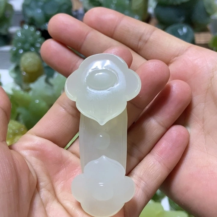 【闪购商品】未镶嵌蛇纹石玉把件