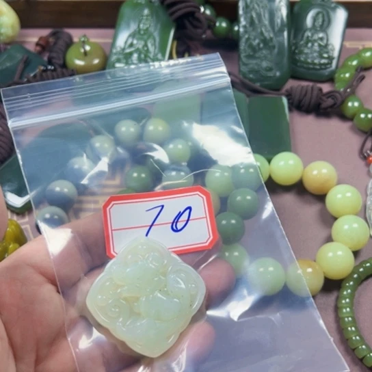 蛇纹石玉合金颈饰