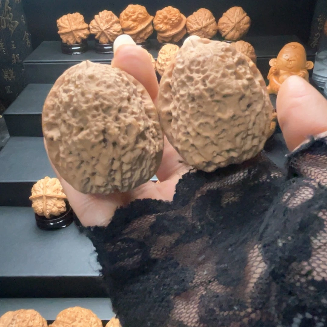 吊坠文玩核桃44尺72.1克