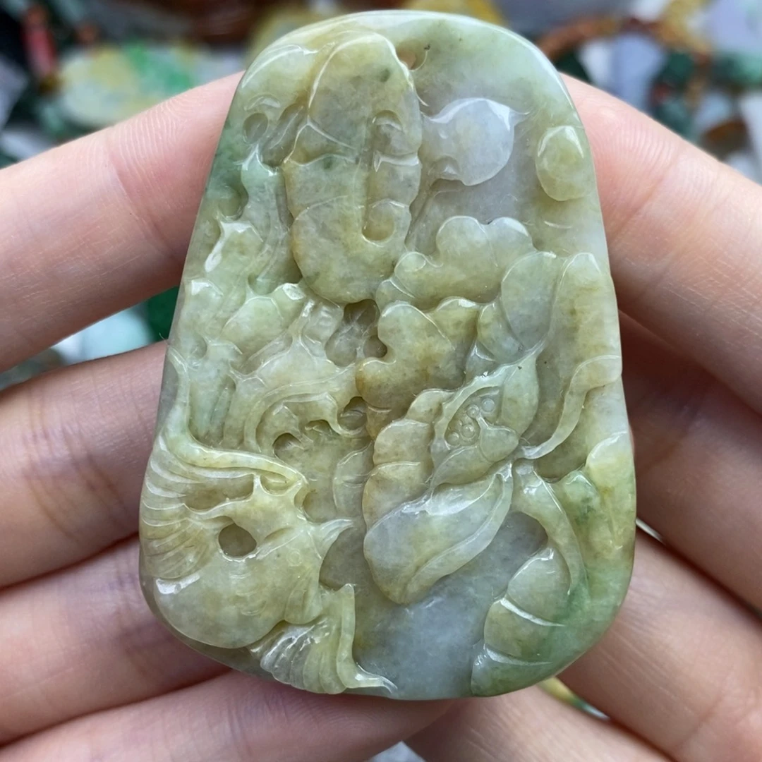 翡翠未镶嵌颈饰吊坠