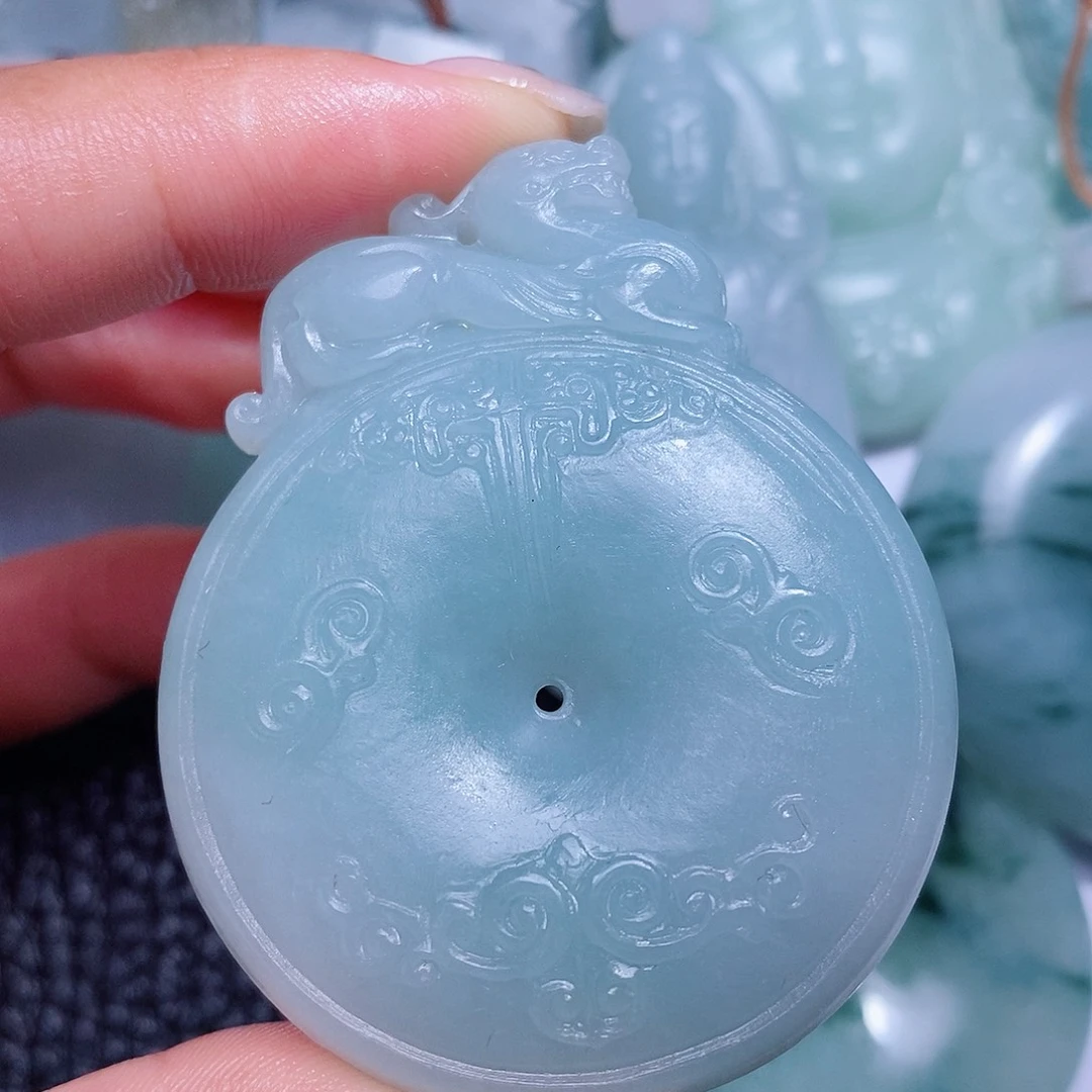 定制翡翠未镶嵌毛货付款后确认抛光