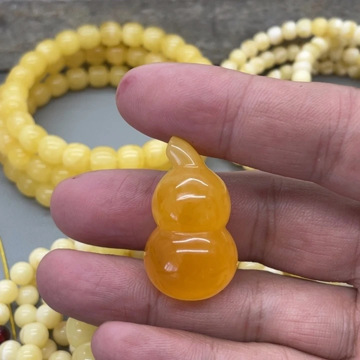 琥珀未镶嵌裸石葫芦