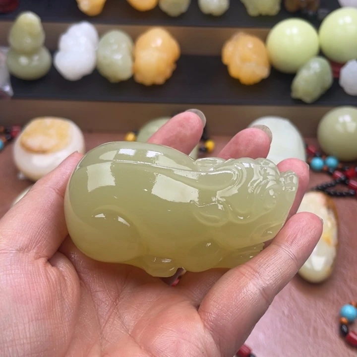 未***期石材天然古青石手把件