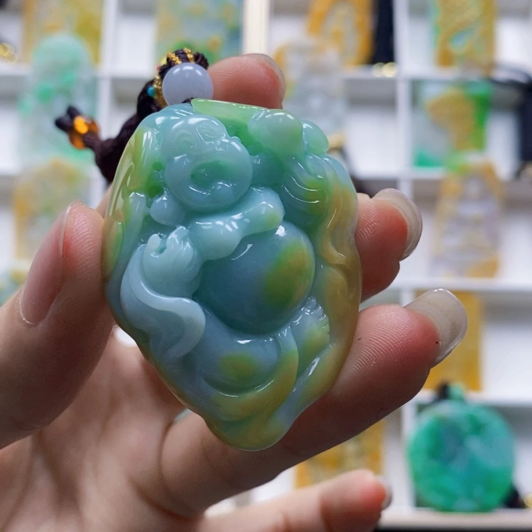 定制翡翠未镶嵌翡翠