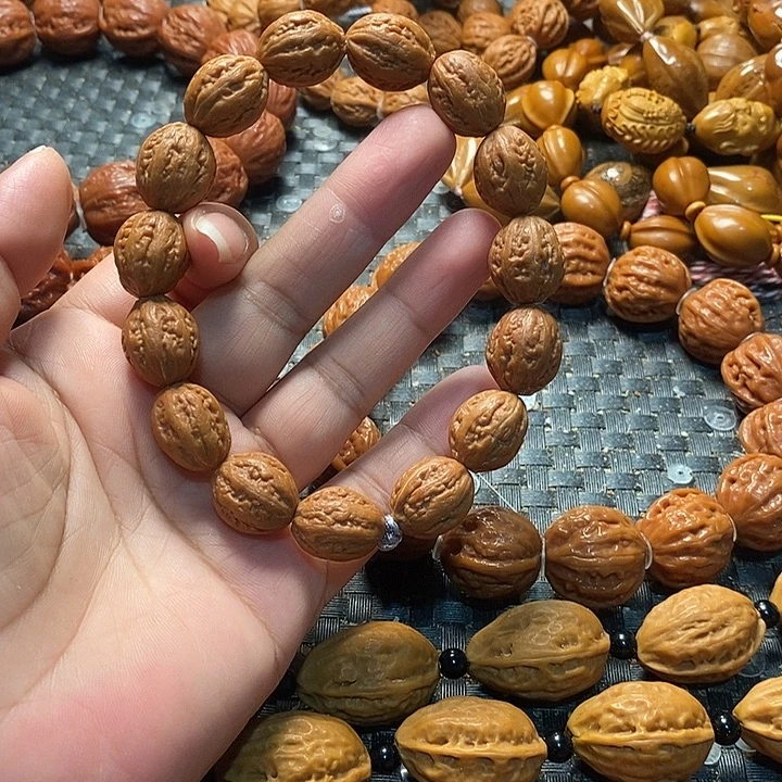 大***t手串文玩核桃粗筋