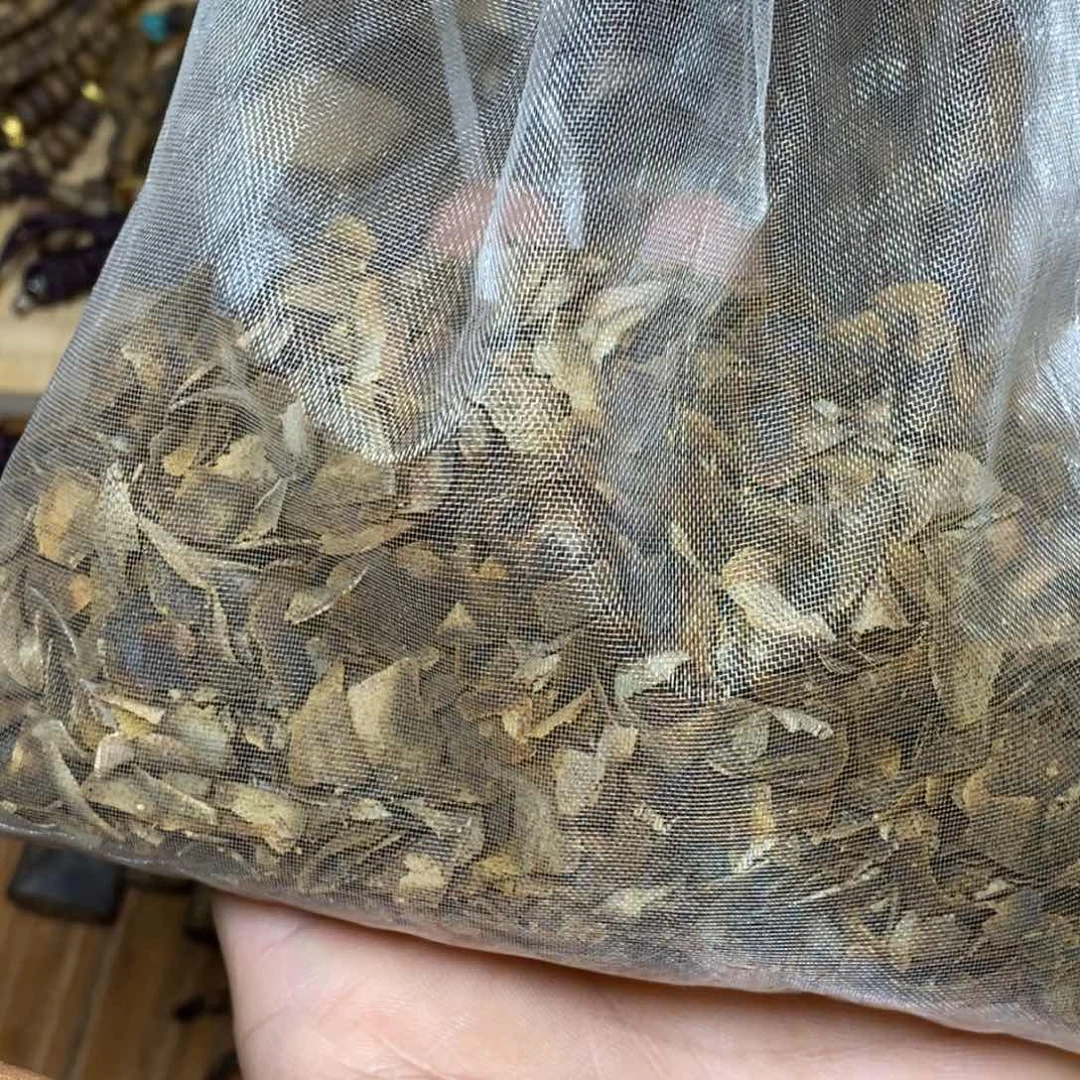 沉香碎屑沉香沉香勾丝500克