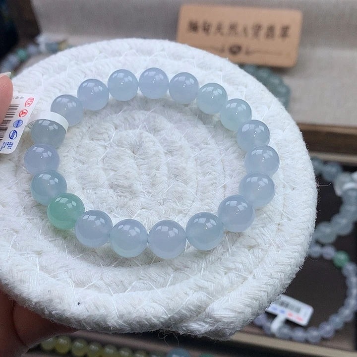 翡翠未镶嵌手链冰润浅蓝，性价比
