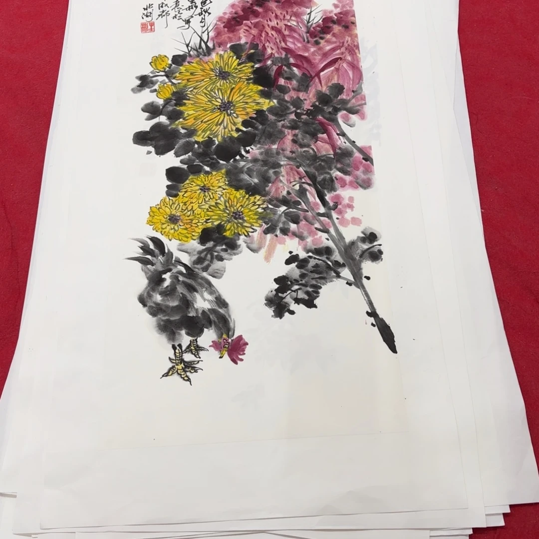 国画花鸟等图案为一体而