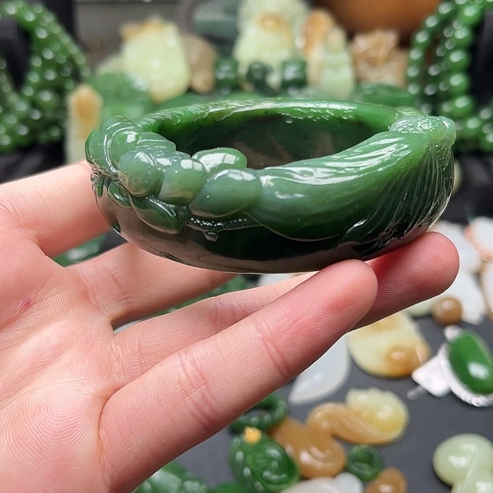 和田玉未镶嵌颈饰58