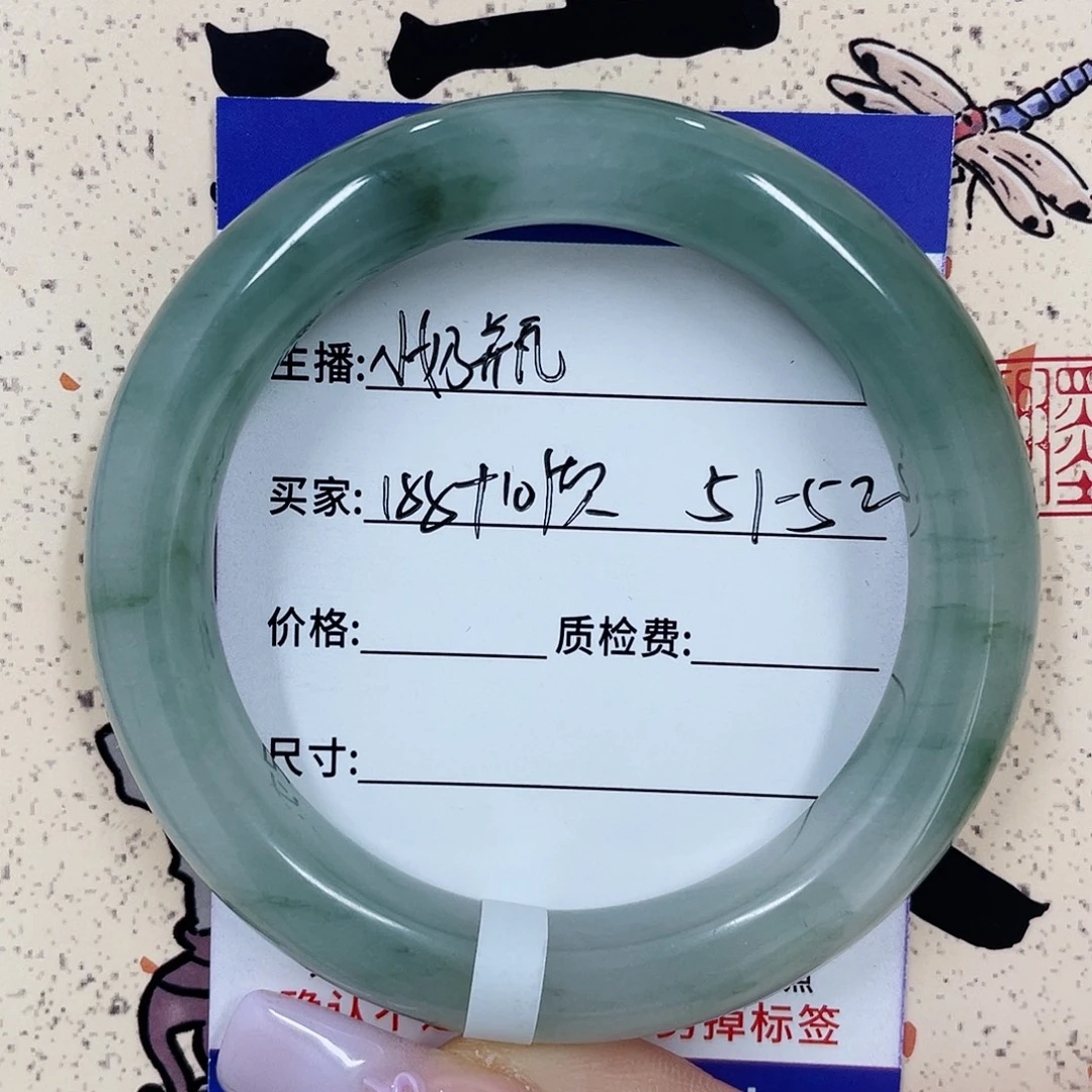 未镶嵌手镯石英质玉