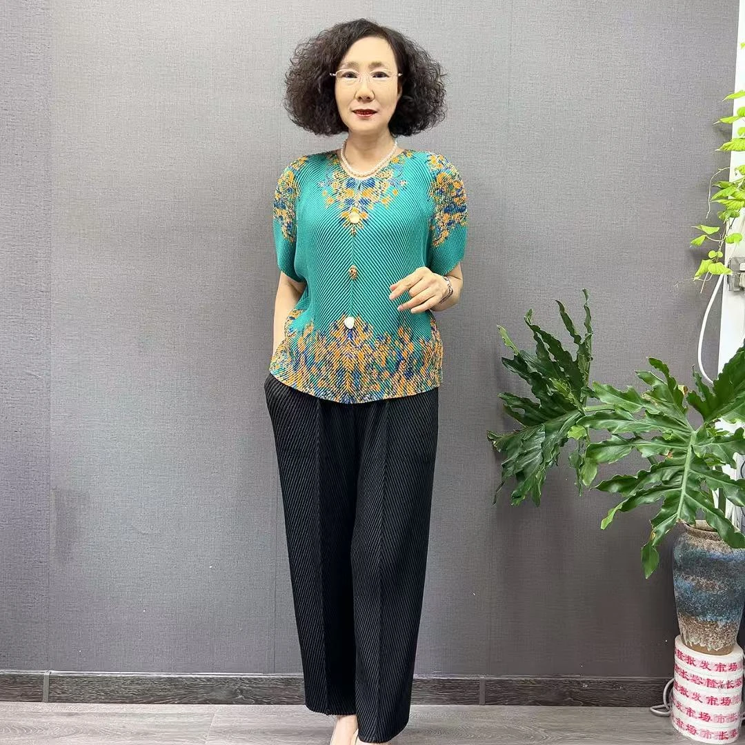 龙鳞印花褶皱半袖时尚女装衫