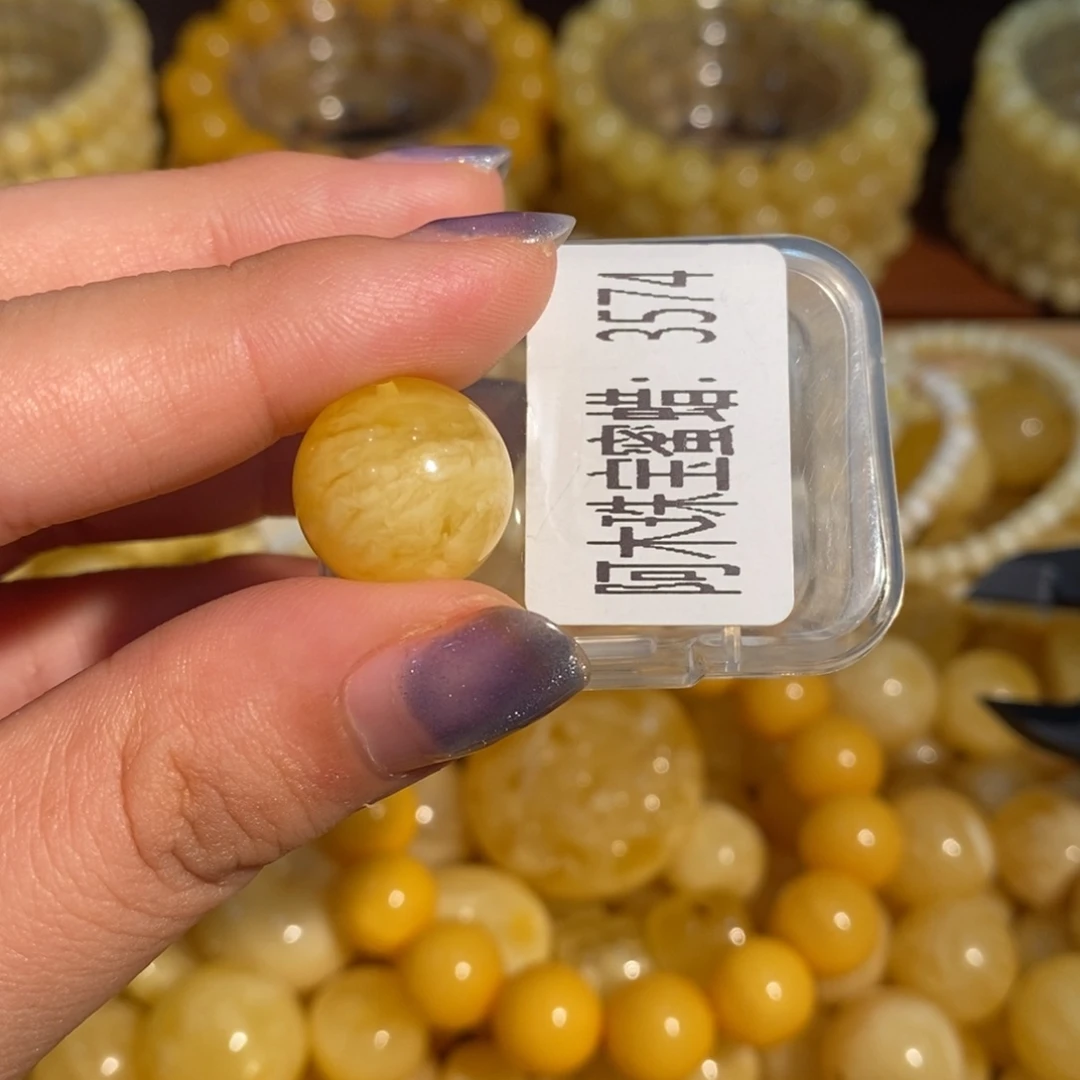 琥珀未镶嵌珠宝奇石3574