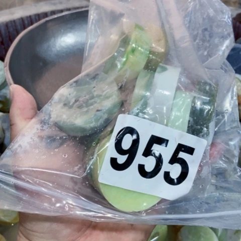 【闪购商品】蛇纹石玉珠宝半成品未镶嵌