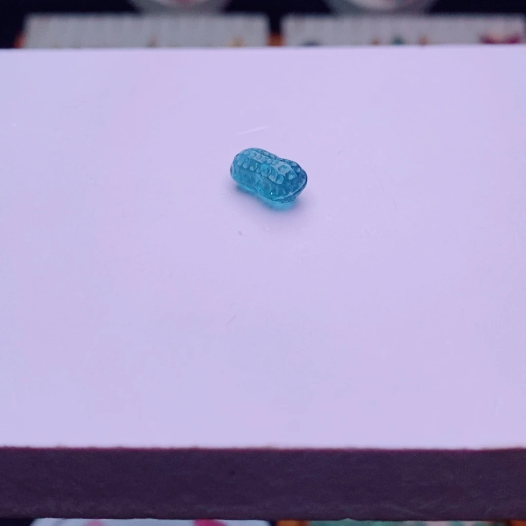 颈饰未镶嵌碧玺花生m