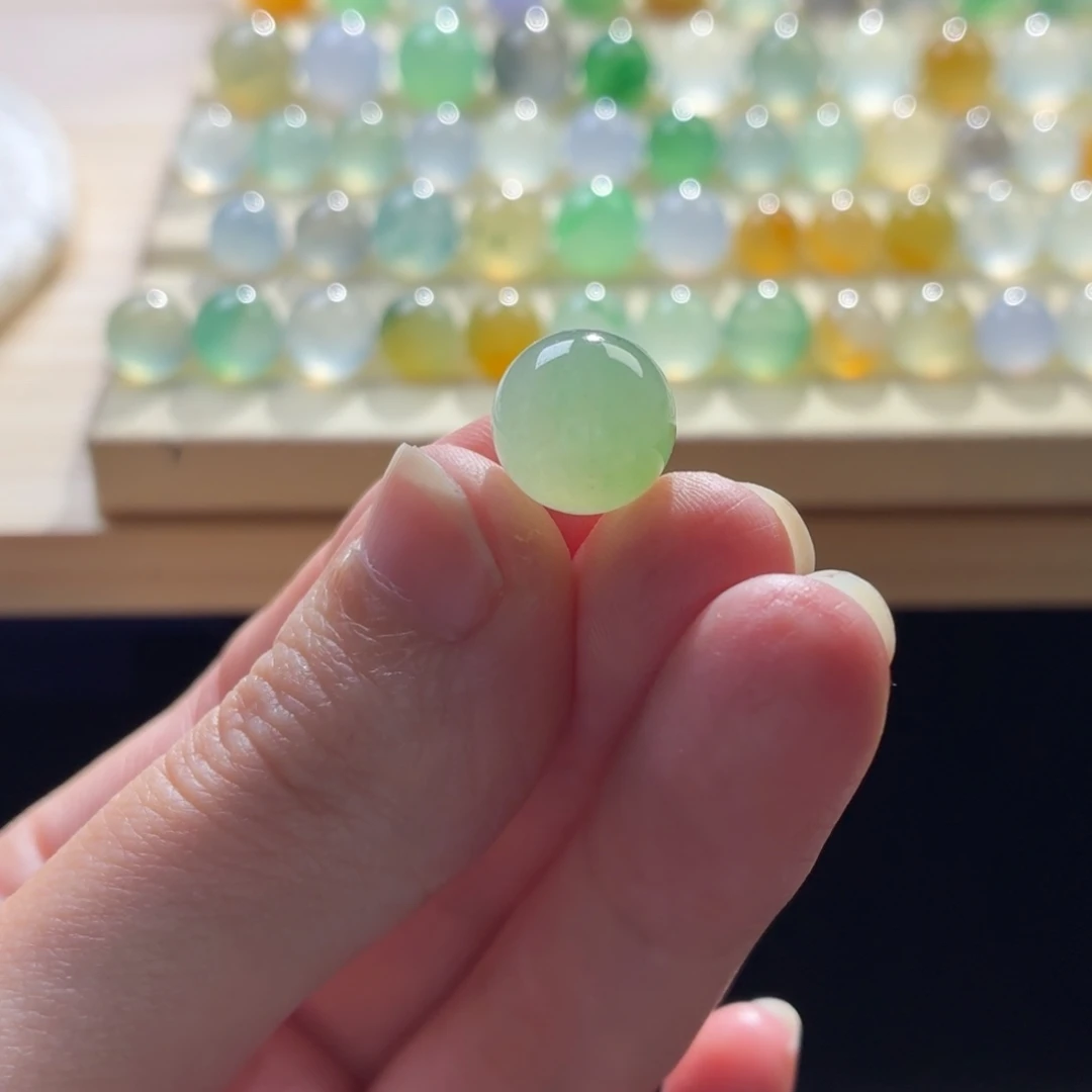 豆***a翡翠散珠翡翠1437