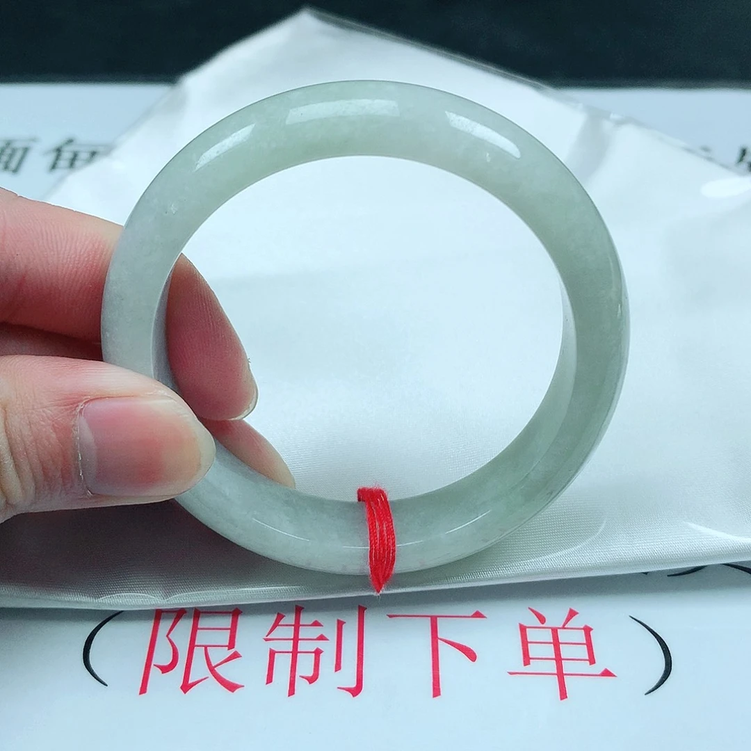 翡翠手镯未镶嵌圈53