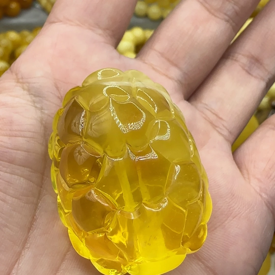 琥珀未镶嵌珠宝奇石
