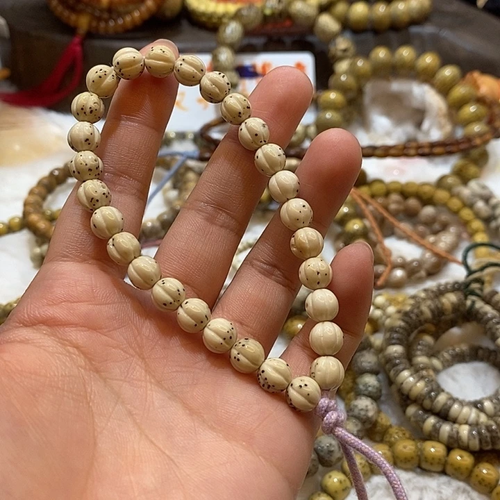 吊坠星月菩提海南