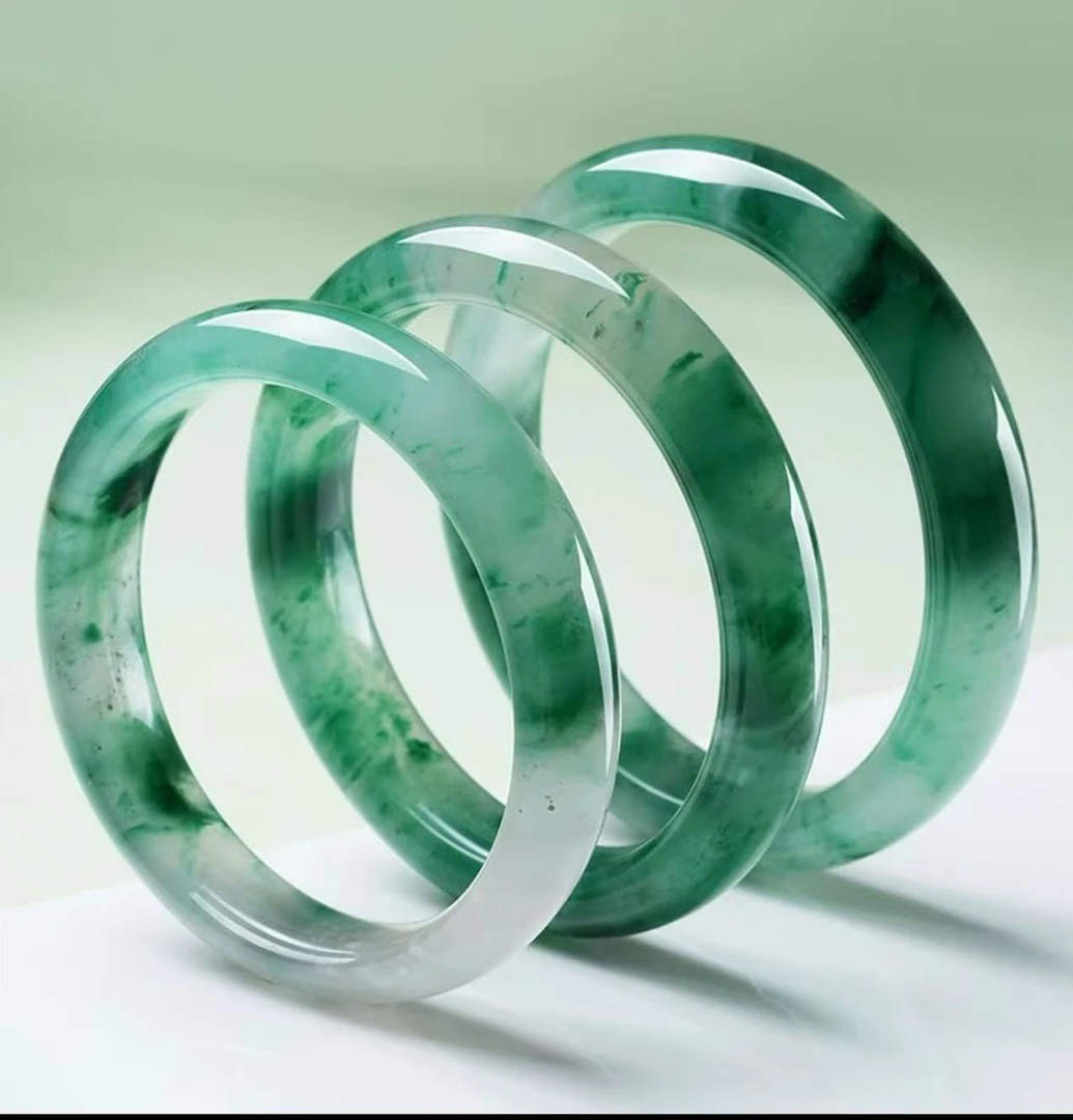 （高货专拍链接 3 单起拍）天然非洲翠冰种飘花手镯