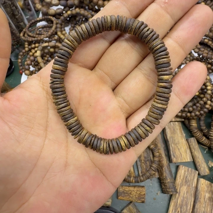 沉香碎屑沉香奇楠沉香乌身卡08单圈药片珠6克+