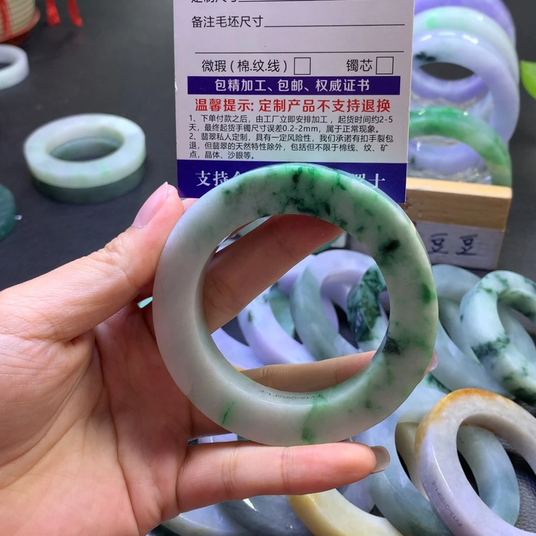 未镶嵌翡翠定制翡翠