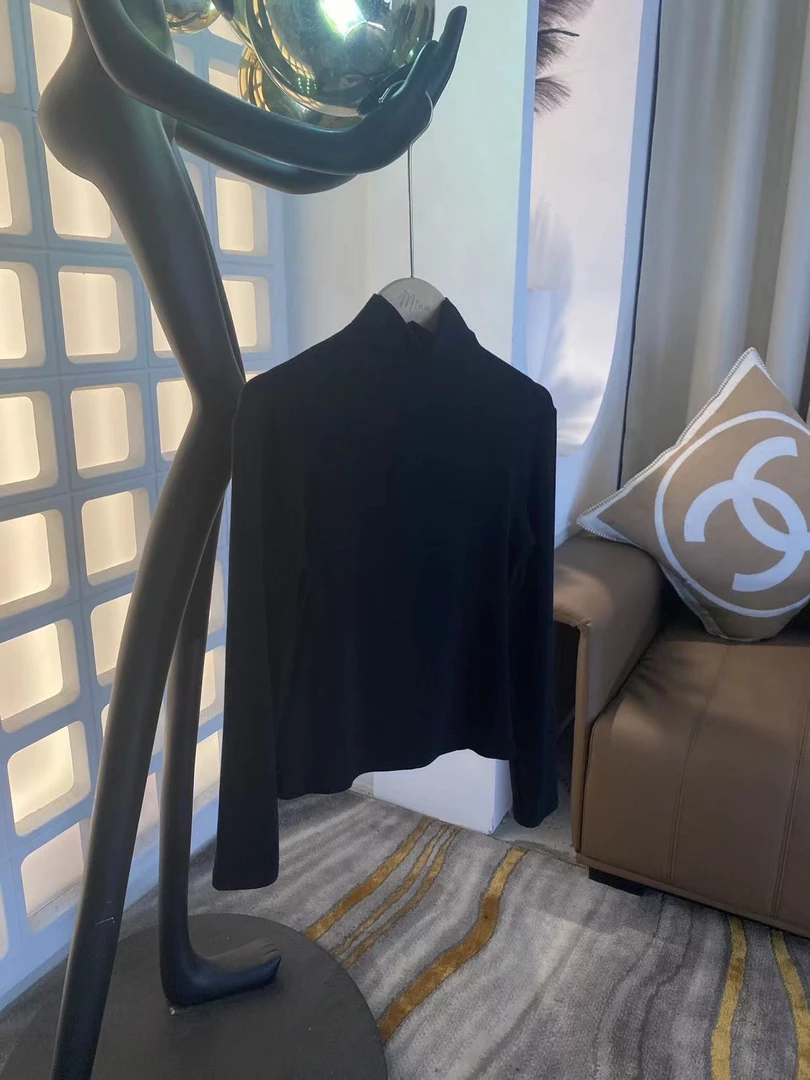 （文萱推荐）通勤高领显瘦洋气打底衫