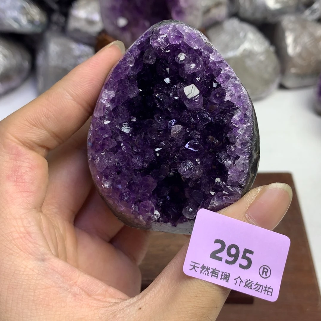 未镶嵌水晶大型摆件（非配饰）