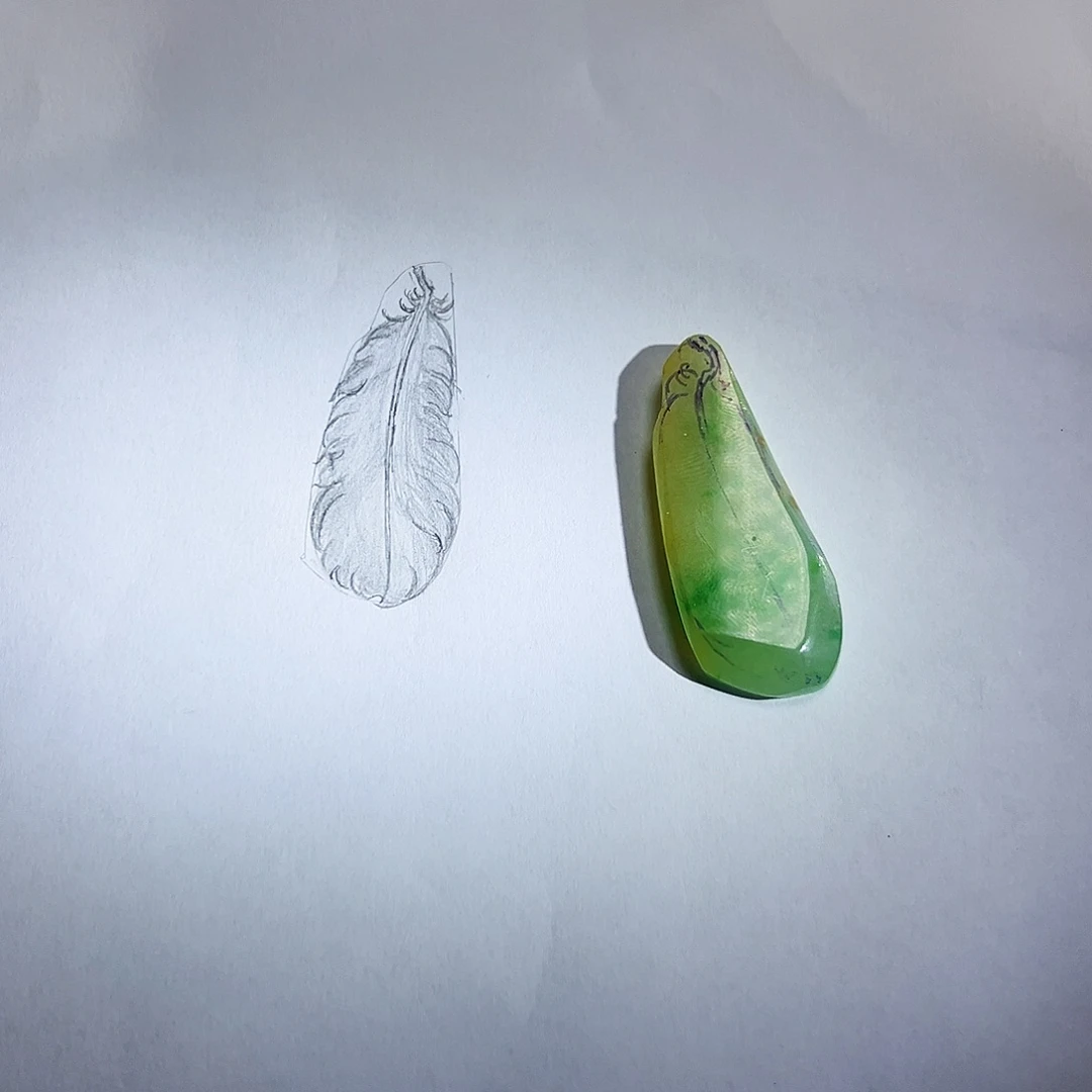 小***主定制翡翠未镶嵌尾款5000，结清。