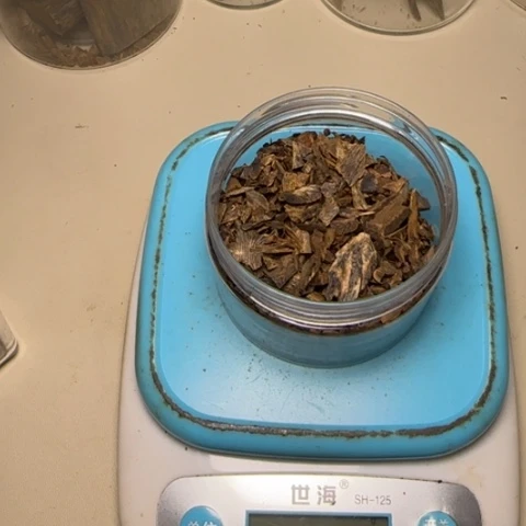 树脂制品用****4海南白棋树丁碎料32g