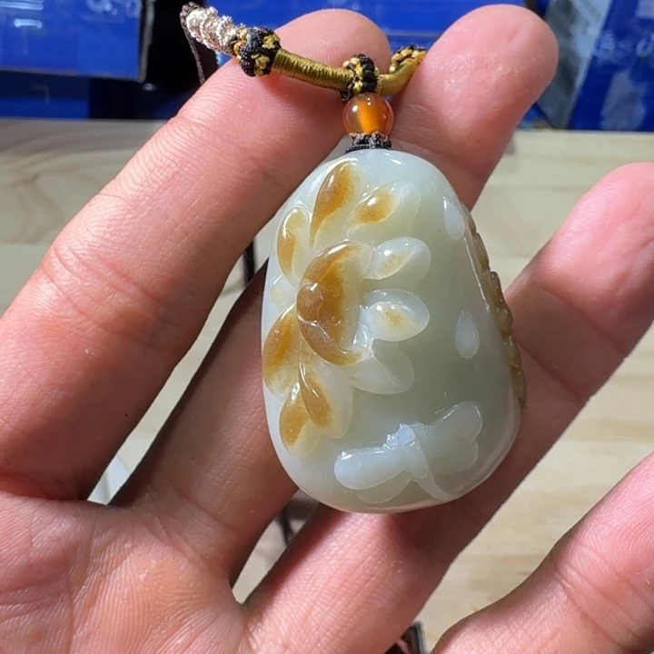 和田玉（糖玉）未镶嵌挂件