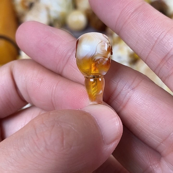 X***a未镶嵌琥珀裸石我