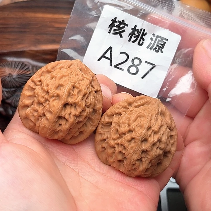 把件桃核文玩核桃金公子42